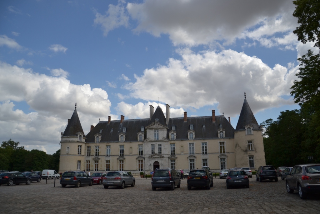 Chateau d'Augerville photo
